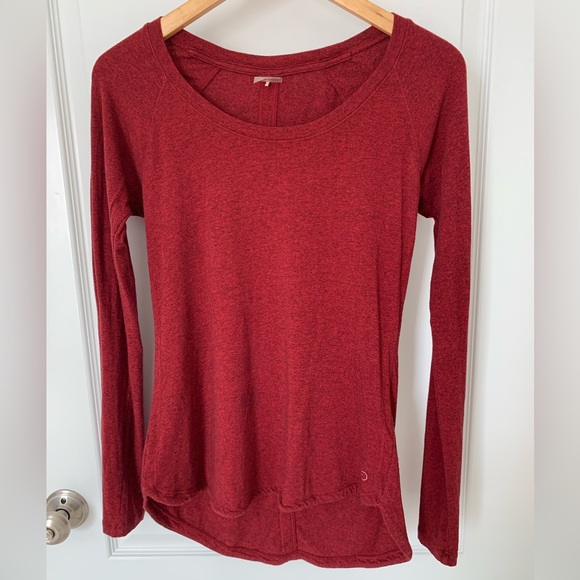 CALIA by Carrie Underwood Tops Calia By Carrie Underwood Red Flow